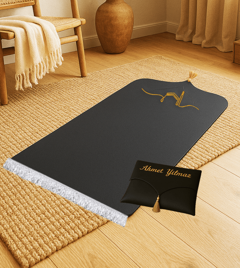 İsme Özel Deri Seccade Seti - Çantalı Hediyelik 70x120cm | Lüks Tasarım - Carpetella