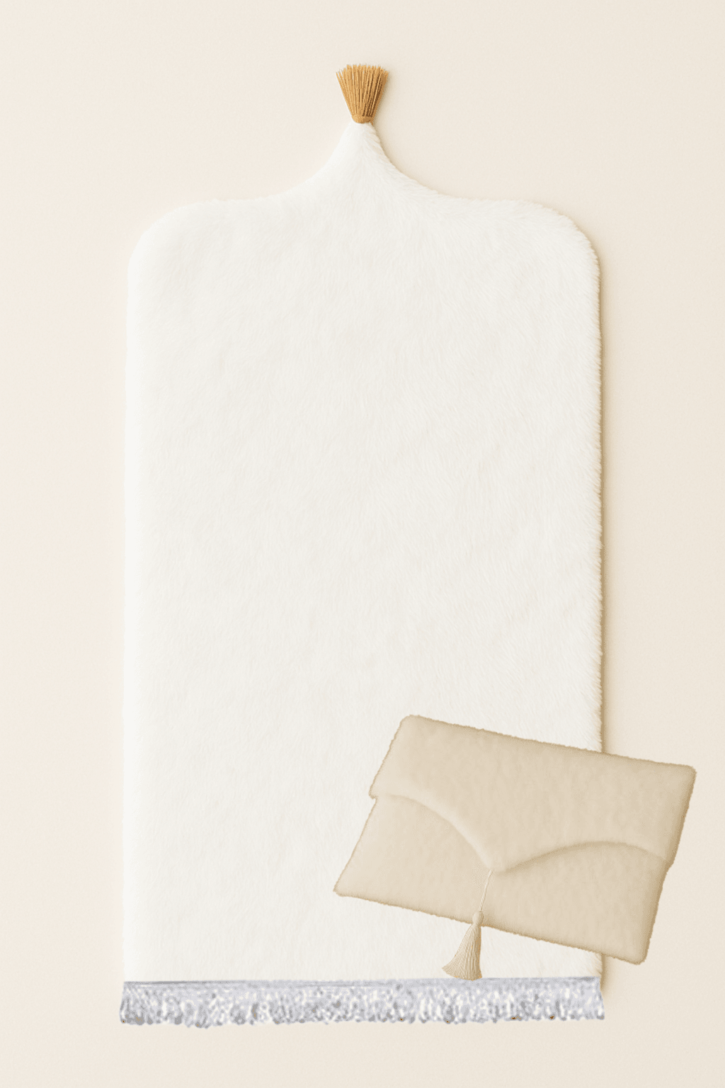 Çantalı Beyaz Peluş Seccade Seti - Lüks Hediyelik Namazlık 70x120cm - Carpetella