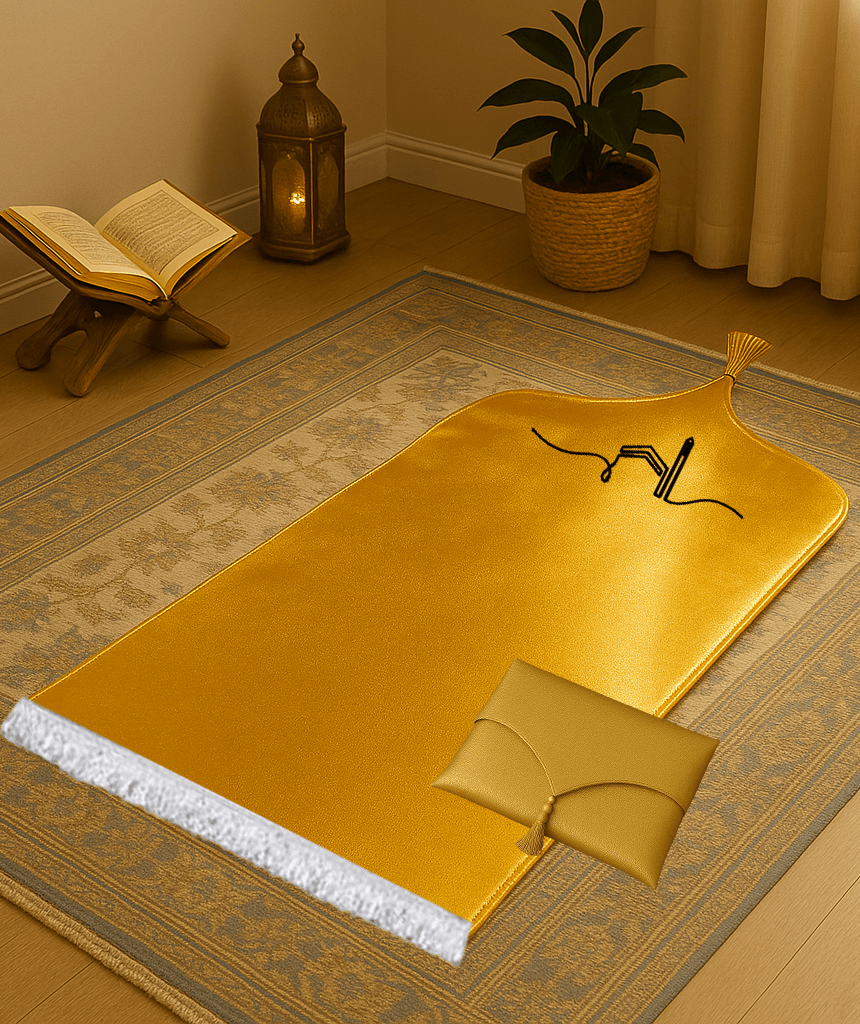 Kabe İşlemeli Gold Deri Seccade Seti - Çantalı Hediyelik 70x120cm | Lüks Tasarım - Carpetella