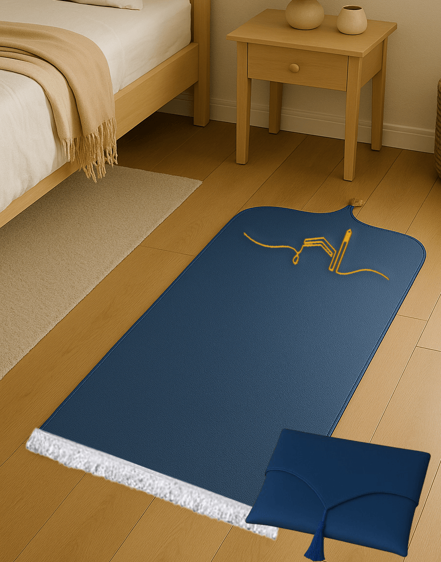 Kabe İşlemeli Deri Lacivert Seccade Seti - Çantalı Hediyelik 70x120cm | Lüks Tasarım - Carpetella