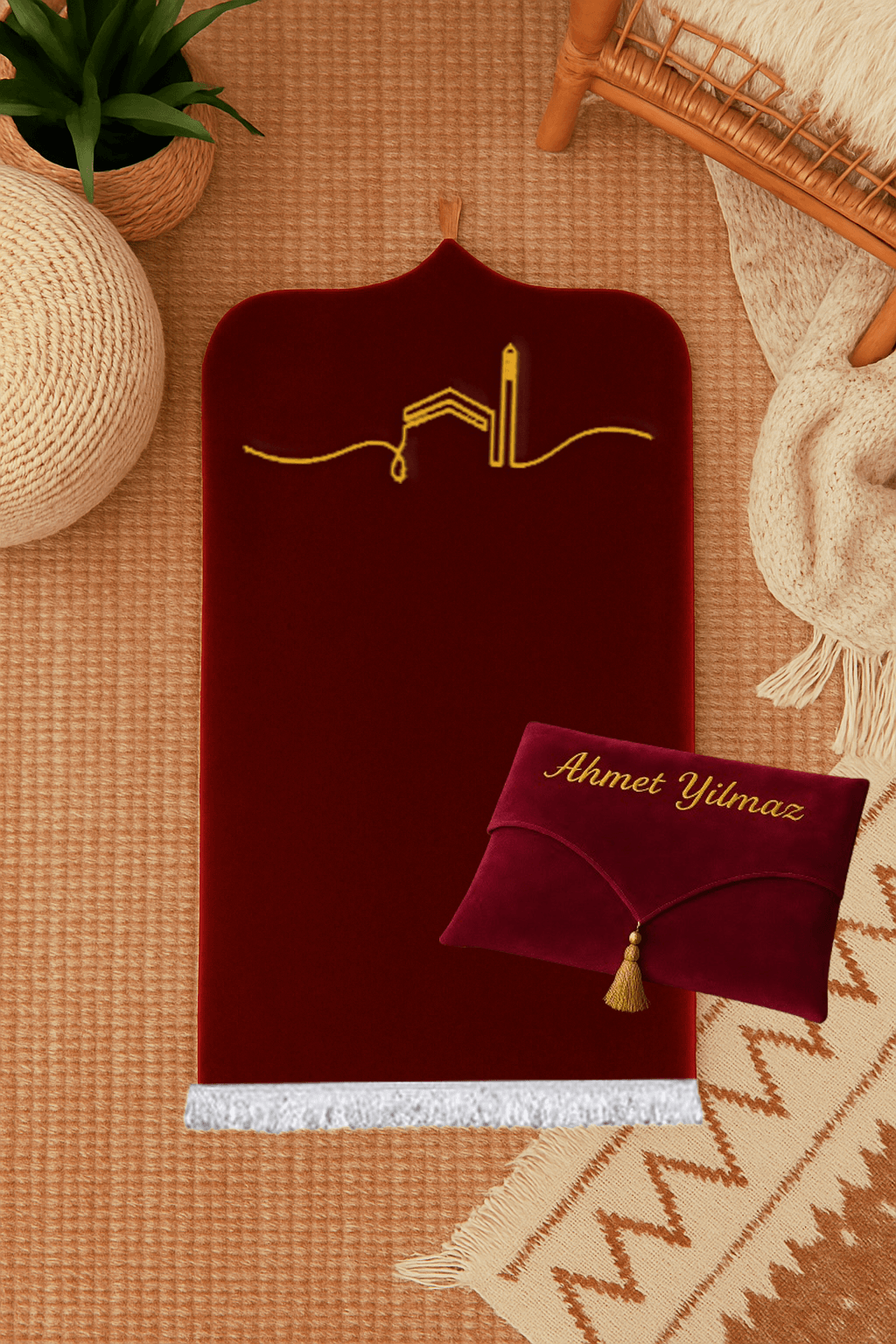 İsme Özel Bordo Kadife Seccade Seti - Çantalı Hediyelik 70x120cm | Lüks Tasarım - Carpetella